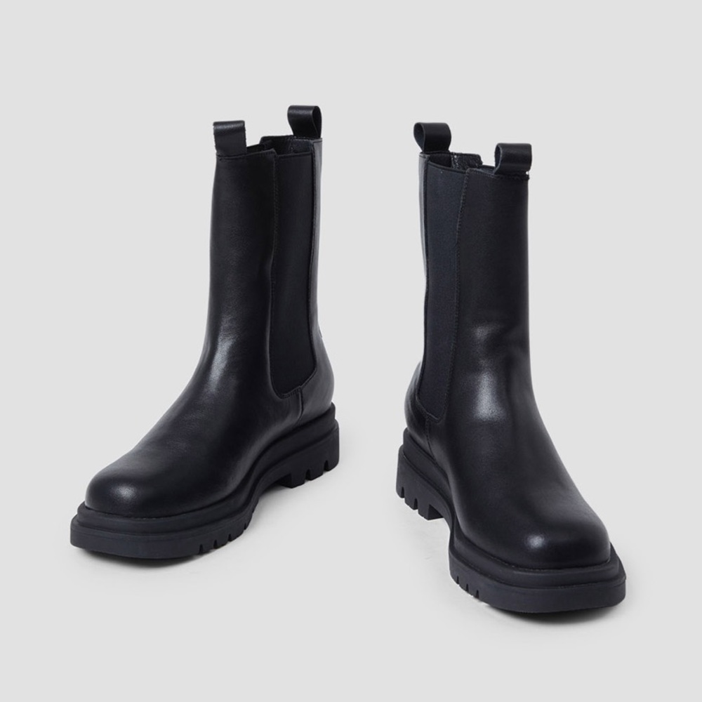 Leather Chelsea Boots, Mid Calf